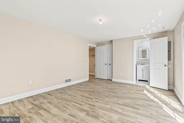 30 TRAFALGAR CT, Lawrenceville, NJ 08648