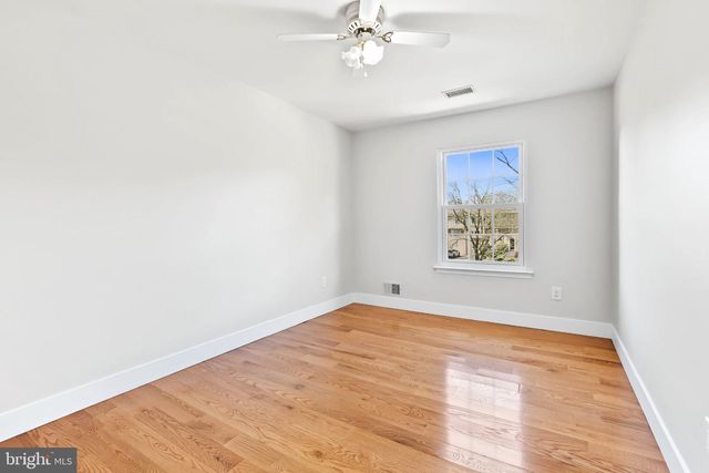 30 TRAFALGAR CT, Lawrenceville, NJ 08648