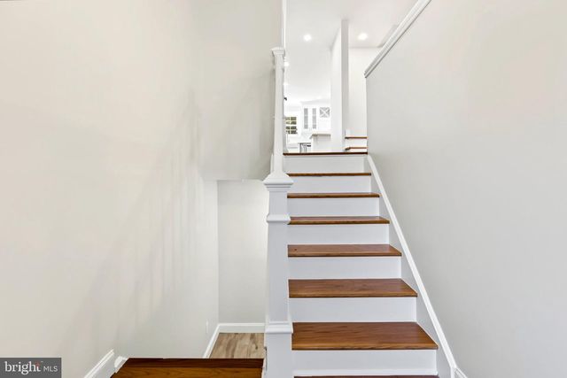 30 TRAFALGAR CT, Lawrenceville, NJ 08648