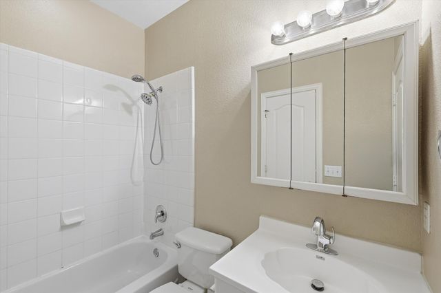 801 Coralberry Drive, Mckinney, TX 75072