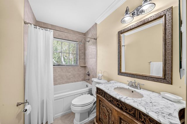 7100 E Cypresshead Drive E, Parkland, FL 33067