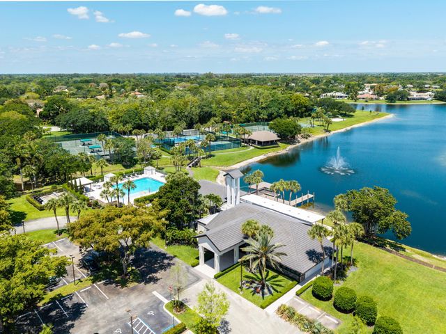 7100 E Cypresshead Drive E, Parkland, FL 33067