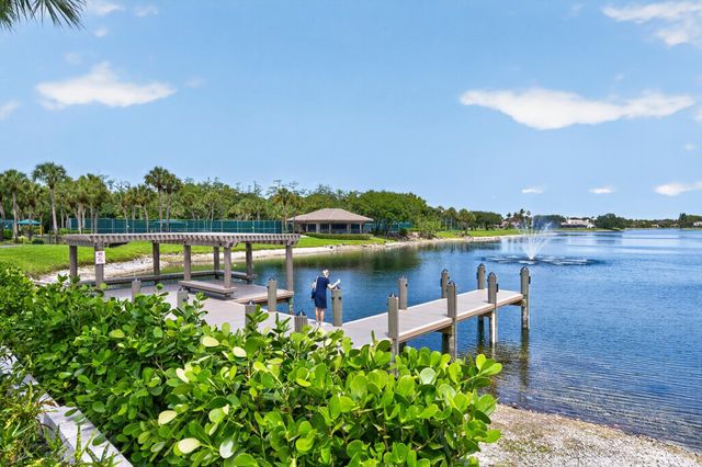 7100 E Cypresshead Drive E, Parkland, FL 33067