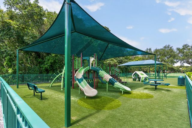 7100 E Cypresshead Drive E, Parkland, FL 33067