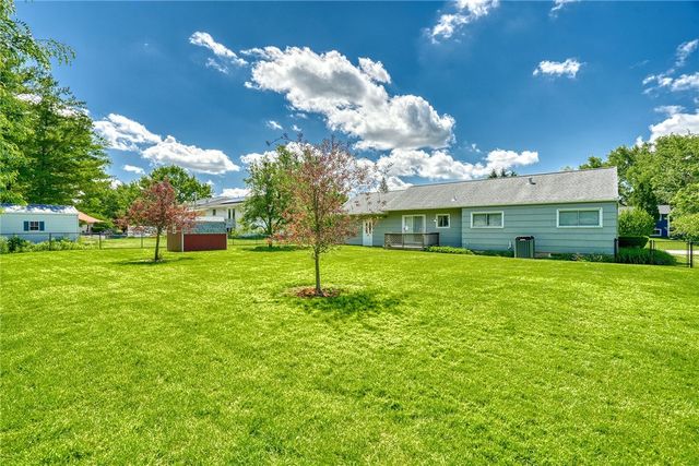 40 Chiltern Road, Henrietta, NY 14623