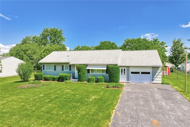 40 Chiltern Road, Henrietta, NY 14623