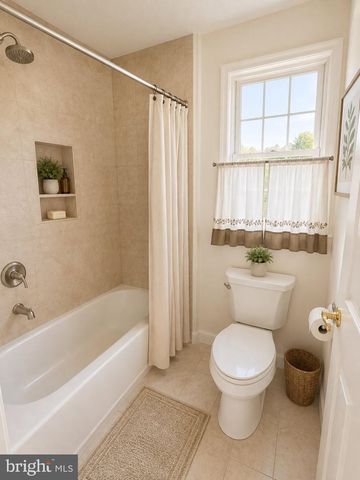 140 HANKINS RD, Hightstown, NJ 08520