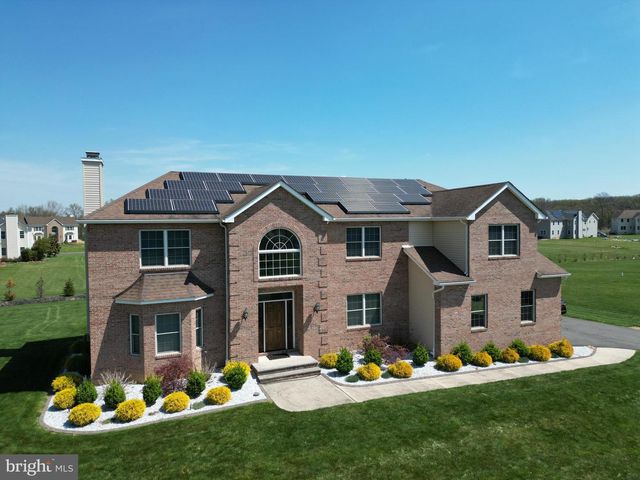 140 HANKINS RD, Hightstown, NJ 08520