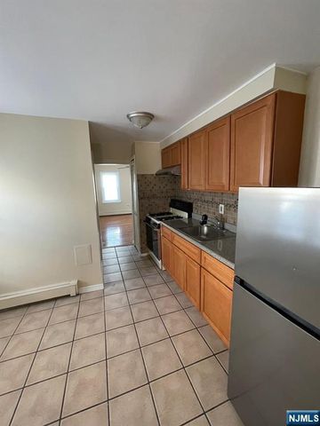 46 New Street, Montclair, NJ 07042