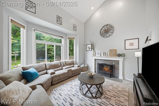 18051 Cedar Island Boulevard, Romulus, MI 48174