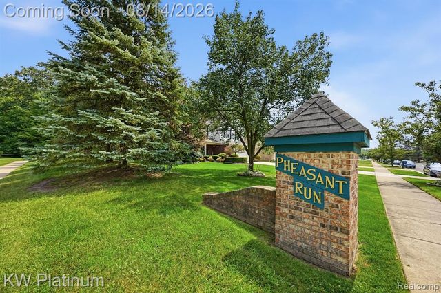 18051 Cedar Island Boulevard, Romulus, MI 48174