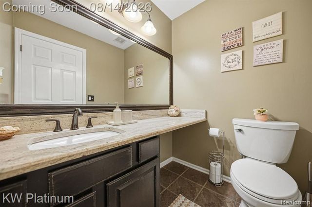 18051 Cedar Island Boulevard, Romulus, MI 48174