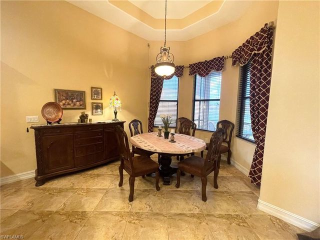 7302 Acorn WAY, Naples, FL 34119