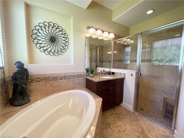 7302 Acorn WAY, Naples, FL 34119