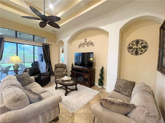 7302 Acorn WAY, Naples, FL 34119