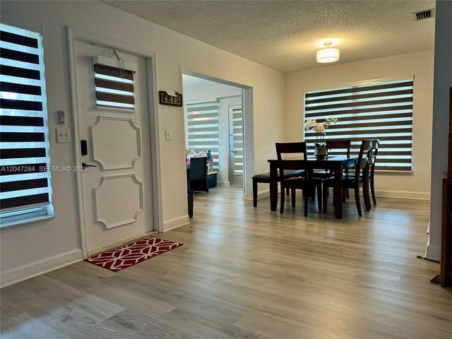 8537 NW 12th St A183, Plantation, FL 33322