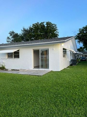 8537 NW 12th St A183, Plantation, FL 33322