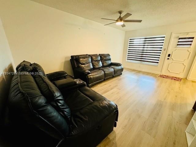 8537 NW 12th St A183, Plantation, FL 33322