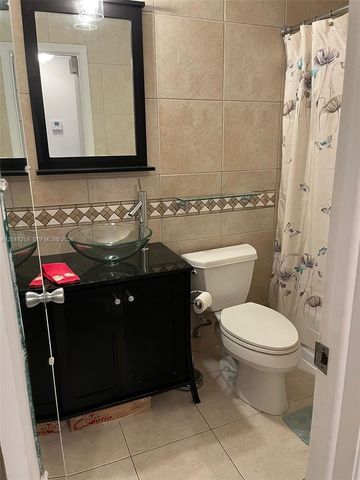 8537 NW 12th St A183, Plantation, FL 33322