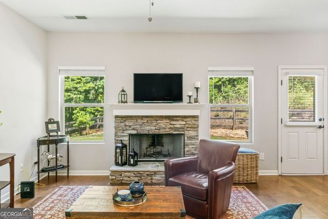 331 Bryndemere Drive, Dawsonville, GA 30534