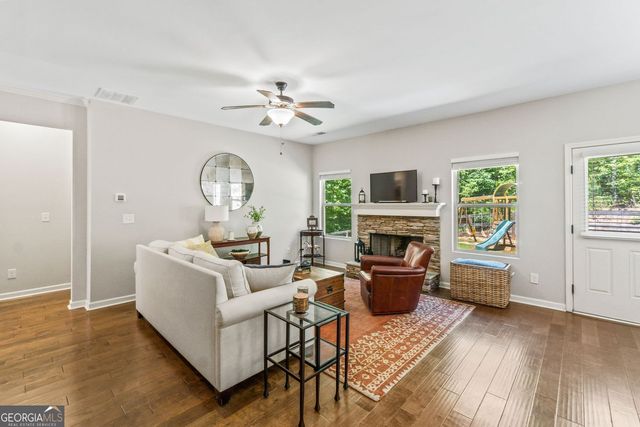 331 Bryndemere Drive, Dawsonville, GA 30534