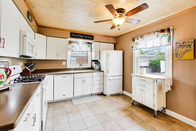 817 S Spring Road, Elmhurst, IL 60126