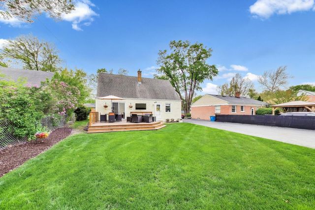 817 S Spring Road, Elmhurst, IL 60126