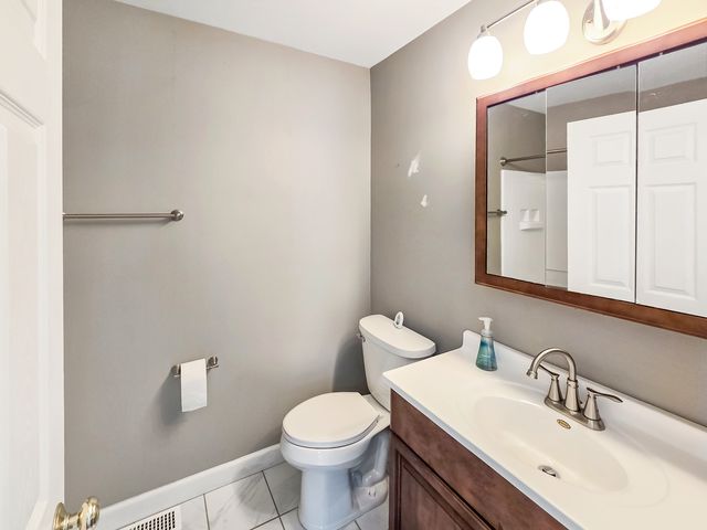 1041 Serendipity Drive, Aurora, IL 60504