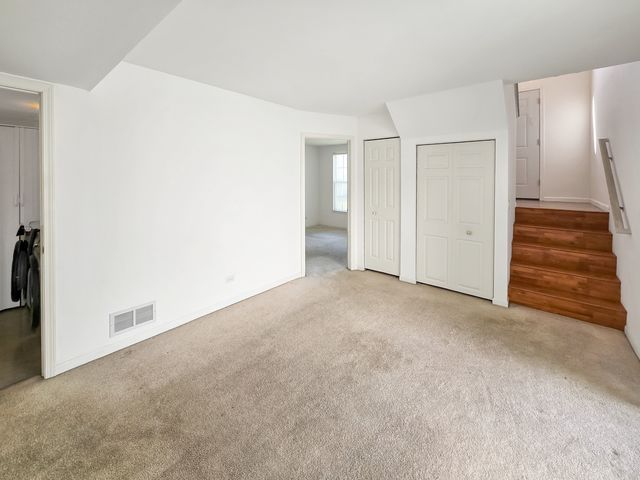 1041 Serendipity Drive, Aurora, IL 60504