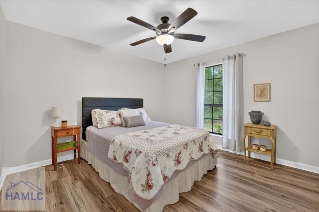 1098 Limerick Road, Midway, GA 31320