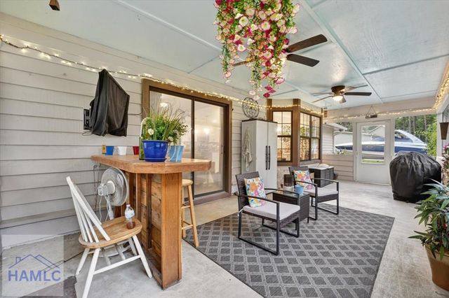 1098 Limerick Road, Midway, GA 31320