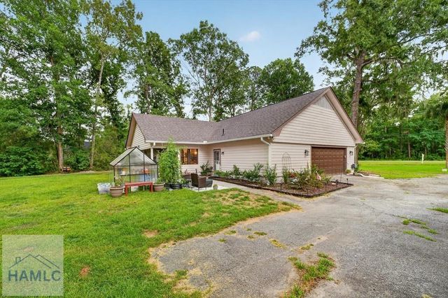 1098 Limerick Road, Midway, GA 31320
