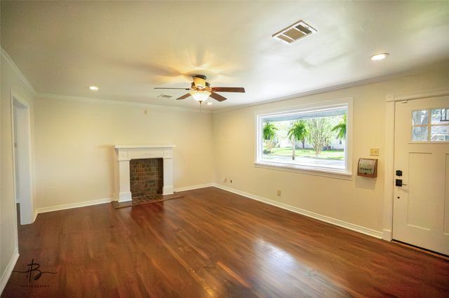 4350 Finley Drive, Shreveport, LA 71105