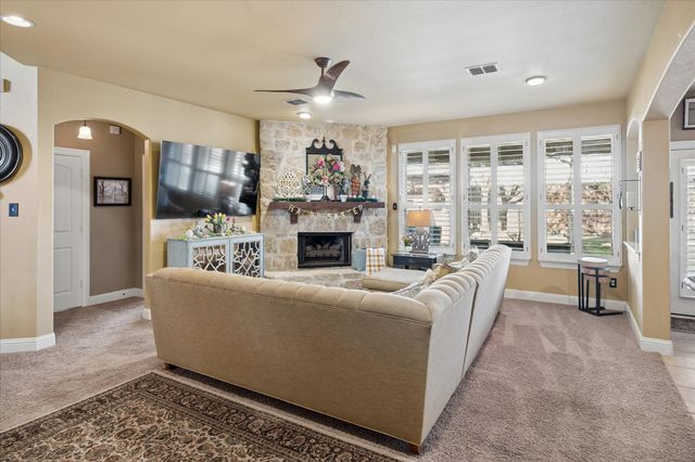 7027 Hickory Estates Drive, Sachse, TX 75048