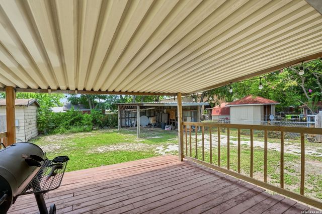 2715 IRWIN DR, San Antonio, TX 78222