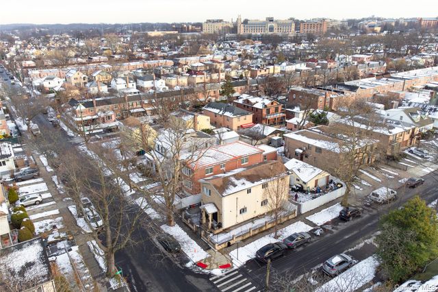 16602 76th Avenue, Fresh Meadows, NY 11366