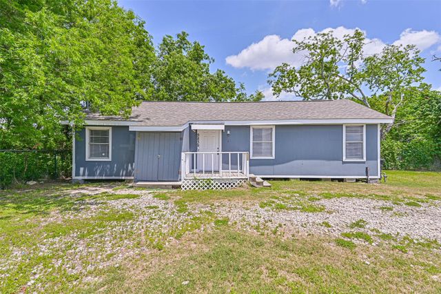 9839 Racine Street 1/2, Houston, TX 77029
