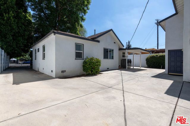 5409 Fallbrook Avenue, Los Angeles, CA 91367