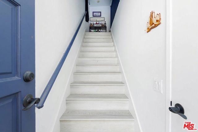 5409 Fallbrook Avenue, Los Angeles, CA 91367