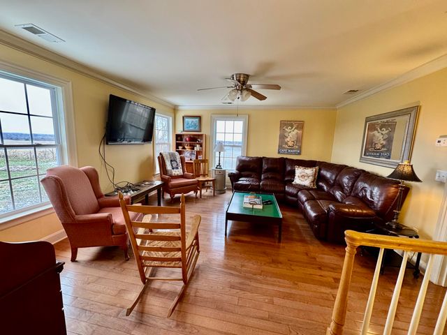 450 Waterworks Road, Danville, KY 40422