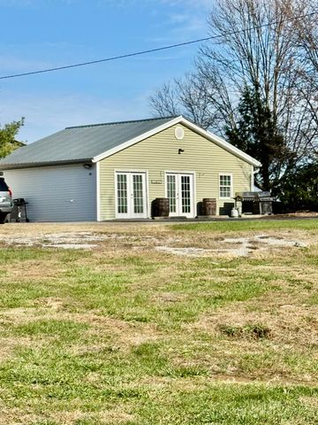 450 Waterworks Road, Danville, KY 40422
