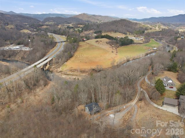 288 Ironwood Drive, Clyde, NC 28721