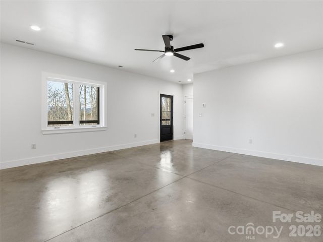 288 Ironwood Drive, Clyde, NC 28721