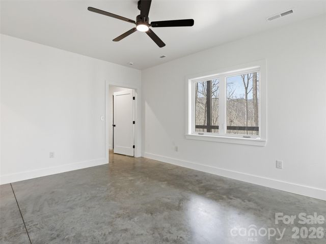 288 Ironwood Drive, Clyde, NC 28721