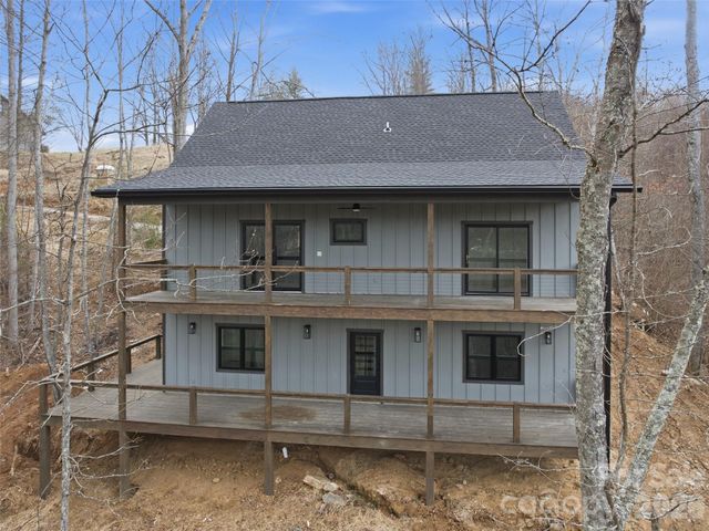 288 Ironwood Drive, Clyde, NC 28721