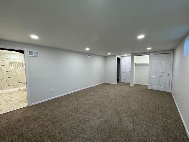 2401 W 6th Avenue, Gary, IN 46404