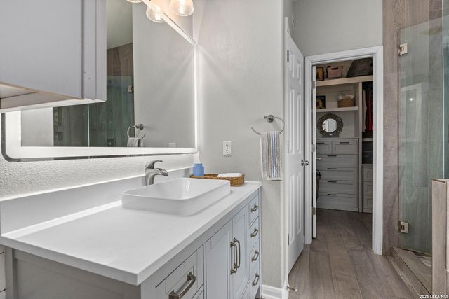 14910 LOS LUNAS RD, Helotes, TX 78023