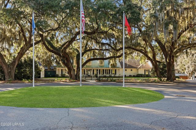 19 Stony Island Drive, Beaufort, SC 29907