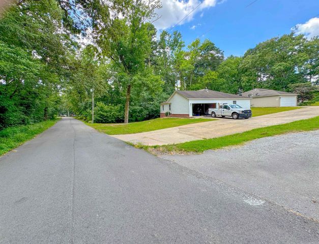 1504 McCurdy Road, Benton, AR 72015
