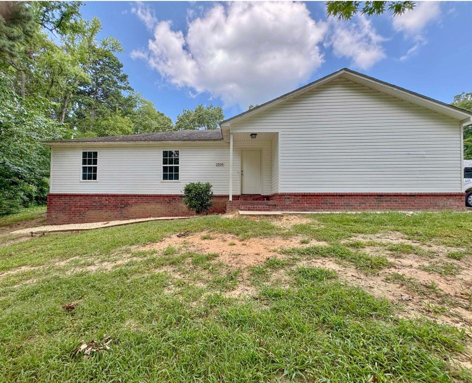 1504 McCurdy Road, Benton, AR 72015